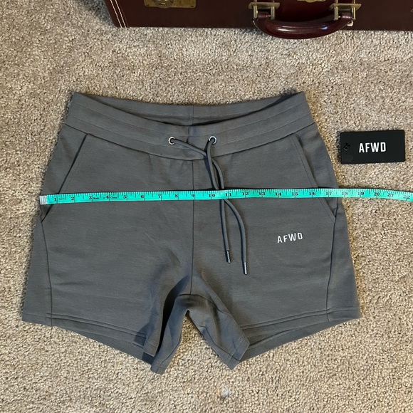 Alpha Forward Sweat Shorts NWT - Picture 8 of 13
